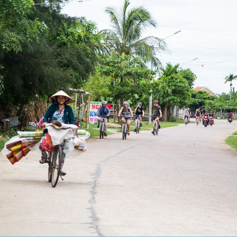Half-Day Hanoi E-Bike Tour: Exploring Ancient Co Loa Citadel